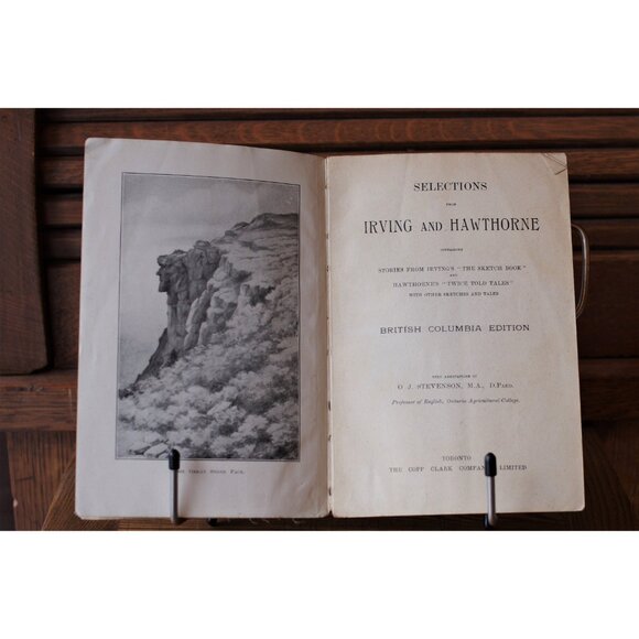 Selections From Irving and Hawthorne Copp Clark Literature Series 1915 Textbook - Picture 2 of 6